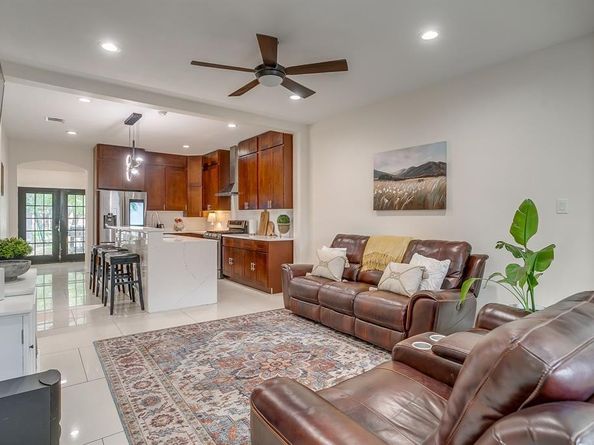 201 W Enon Avenue , Everman Texas 76140