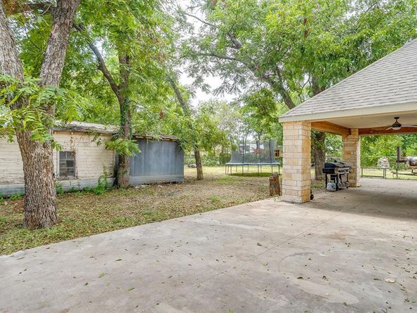 201 W Enon Avenue , Everman Texas 76140