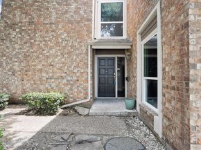 2900  Shady Lake Circle , Carrollton Texas 75006