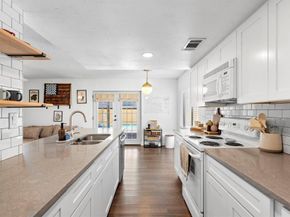 3437  Castle Rock Lane , Garland Texas 75044