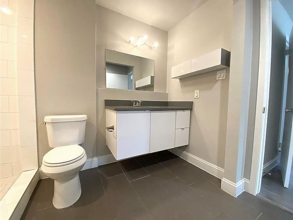 306 W Northgate Drive , Irving Texas 75062