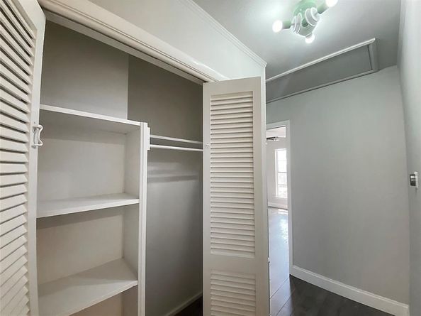 306 W Northgate Drive , Irving Texas 75062