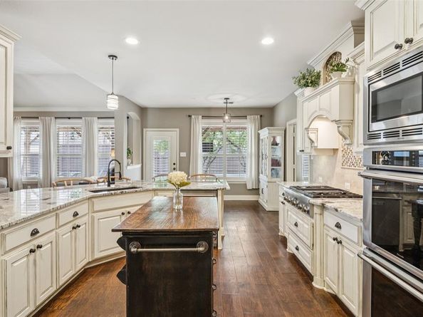 1300  Millers Creek Drive , Prosper Texas 75078