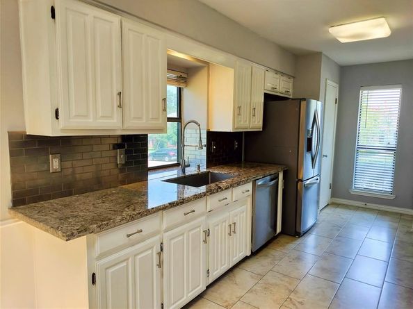 2110  Teton  , Carrollton Texas 75006