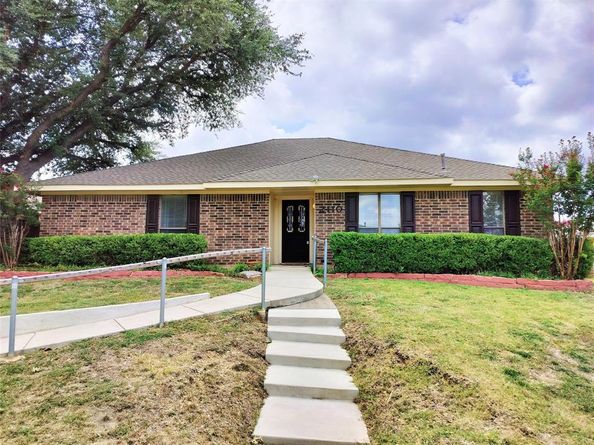 2110  Teton  , Carrollton Texas 75006