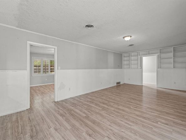 3305  Leith Avenue , Fort Worth Texas 76133