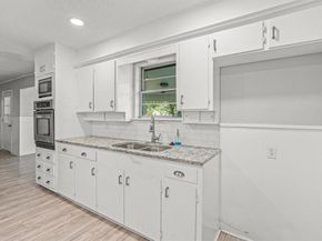 3305  Leith Avenue , Fort Worth Texas 76133