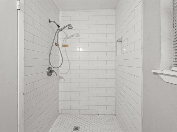 3305  Leith Avenue , Fort Worth Texas 76133