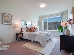52 Innes Court 305, San Francisco CA 94124