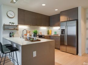 52 Innes Court 305, San Francisco CA 94124