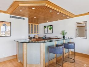 1150 Sacramento Street 701, San Francisco CA 94108