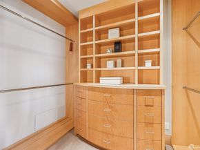 1150 Sacramento Street 701, San Francisco CA 94108