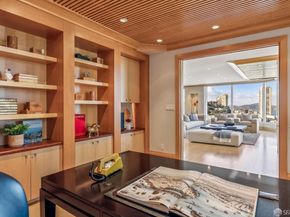 1150 Sacramento Street 701, San Francisco CA 94108