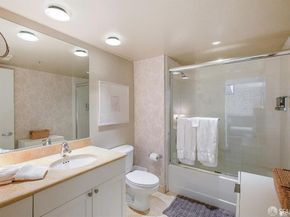 400 Beale Street 1008, San Francisco CA 94105