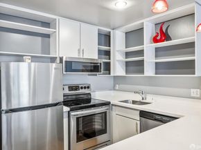 240 Lombard Street 235, San Francisco CA 94111