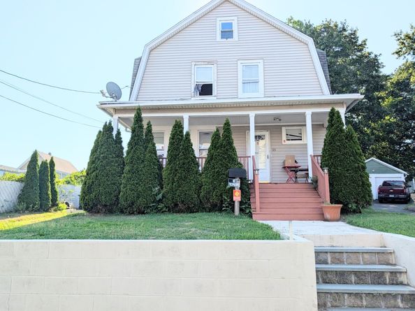 55 Ridgefield Avenue, Bridgeport CT 06610