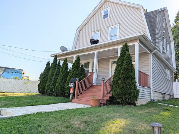 55 Ridgefield Avenue, Bridgeport CT 06610