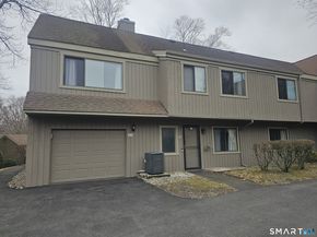 86 South Trail A, Stratford CT 06614