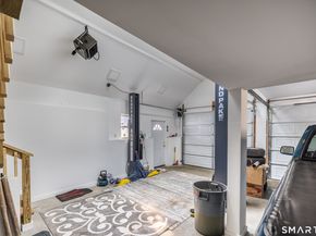 46 Oakleaf Street, Bridgeport CT 06606