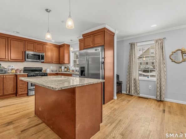 15 Henry Avenue, Stratford CT 06614