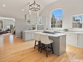 8 Ledge Road, Norwalk CT 06853