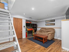 113 Sylvan Knoll Road, Stamford CT 06904