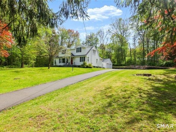 8 Ferndale Drive, Easton CT 06612