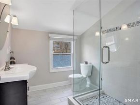 8 Ferndale Drive, Easton CT 06612