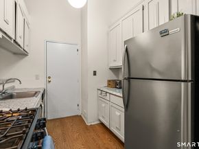 19 Cook Close 19, Ridgefield CT 06877