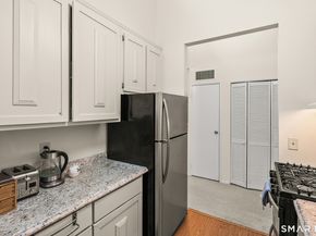 19 Cook Close 19, Ridgefield CT 06877