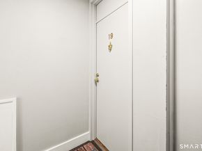 19 Cook Close 19, Ridgefield CT 06877