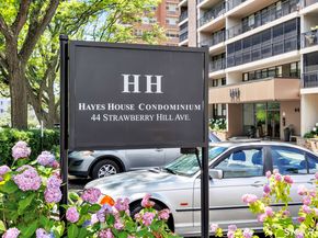 44 Strawberry Hill Avenue 9M, Stamford CT 06902