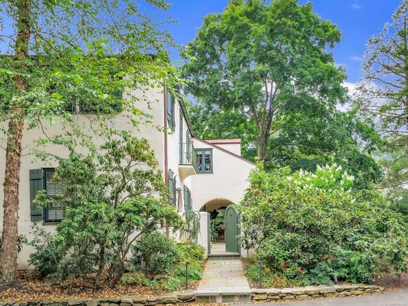 61 Clapboard Hill Road, Westport CT 06880