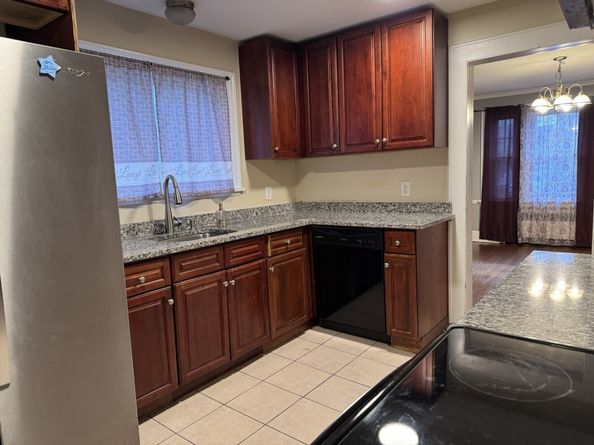 356 Taft Avenue, Bridgeport CT 06604