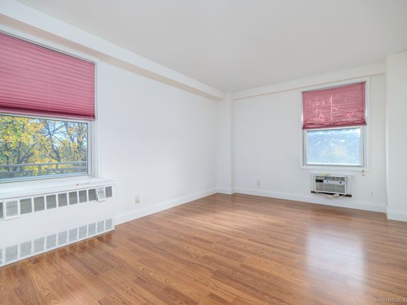 91 Strawberry Hill Avenue APT 331, Stamford CT 06902