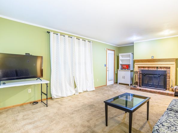 26 Edgehill Circle 26, Monroe CT 06468