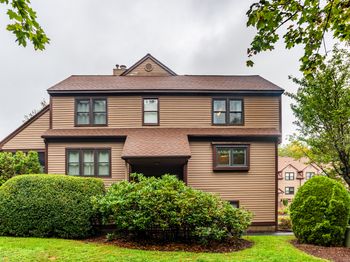 26 Edgehill Circle