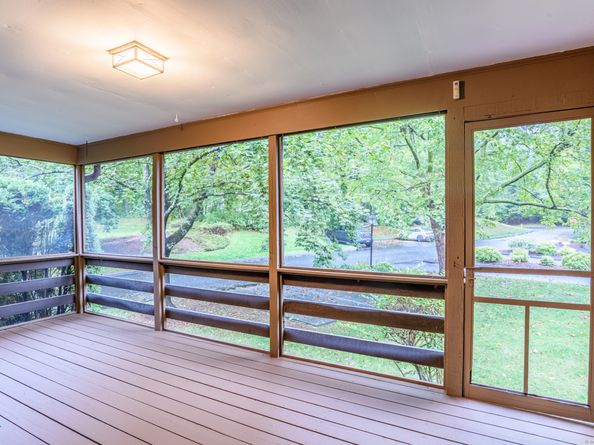 26 Edgehill Circle 26, Monroe CT 06468