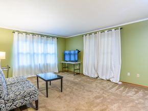 26 Edgehill Circle 26, Monroe CT 06468
