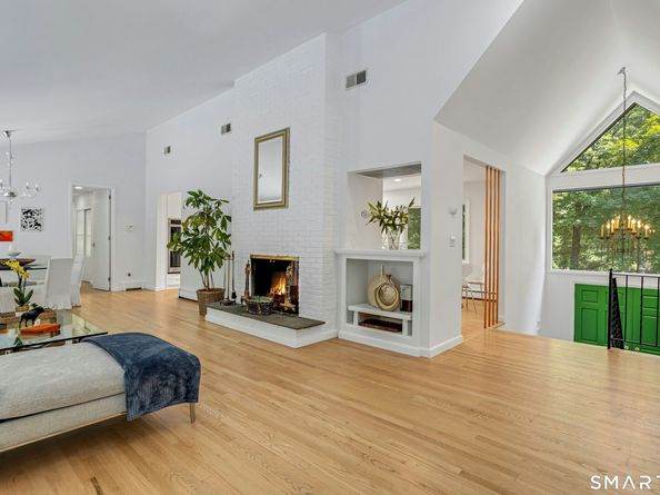 26 Hill Farm Road, Weston CT 06883