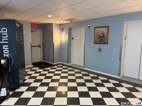 2660 North Avenue 211, Bridgeport CT 06604