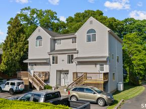 158 Seaside Avenue C, Stamford CT 06902