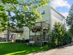 158 Seaside Avenue C, Stamford CT 06902