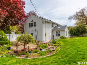 105 Meadow Wood Road, Stratford CT 06614