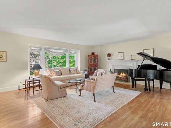 34 Pequot Trail, Westport CT 06880