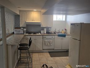 11 Cribbins Avenue, Shelton CT 06484