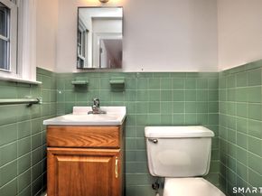 15 North Street, Shelton CT 06484