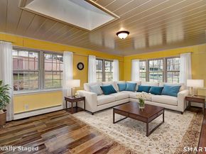 15 North Street, Shelton CT 06484