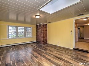 15 North Street, Shelton CT 06484