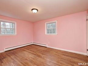 15 North Street, Shelton CT 06484